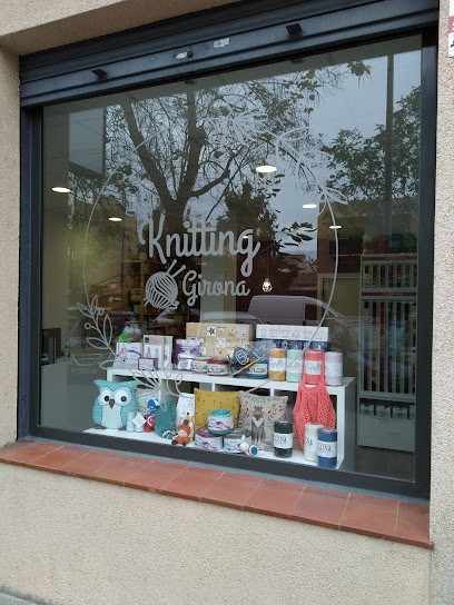 Knitting Girona